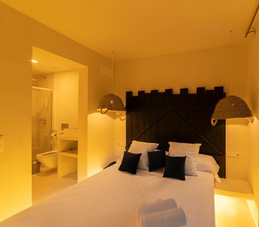 Sant Francesc de s'Estany Paiise Hotels מראה חיצוני תמונה